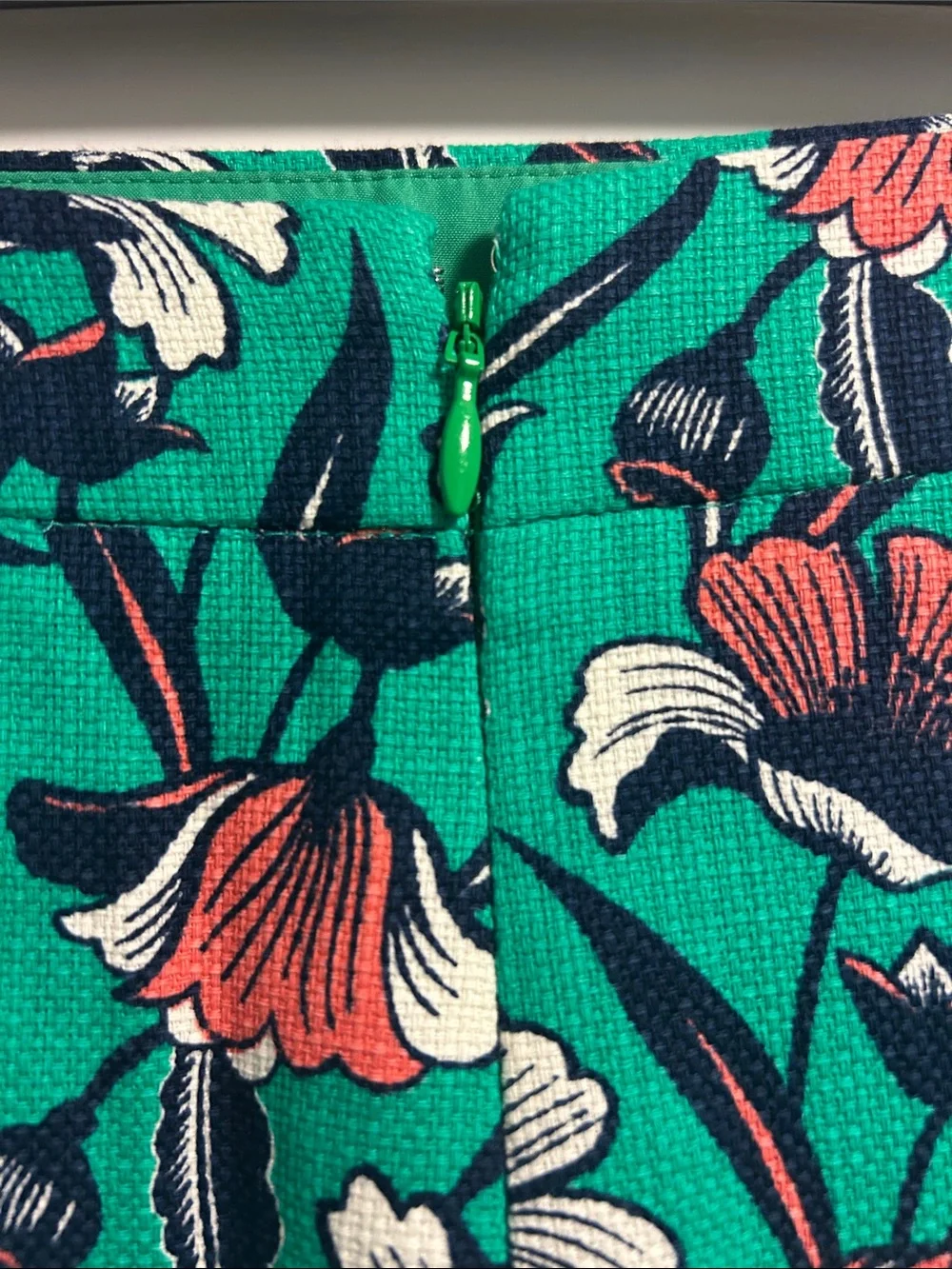 J. Crew Green Floral Print Pencil Skirt - 6, NWOT